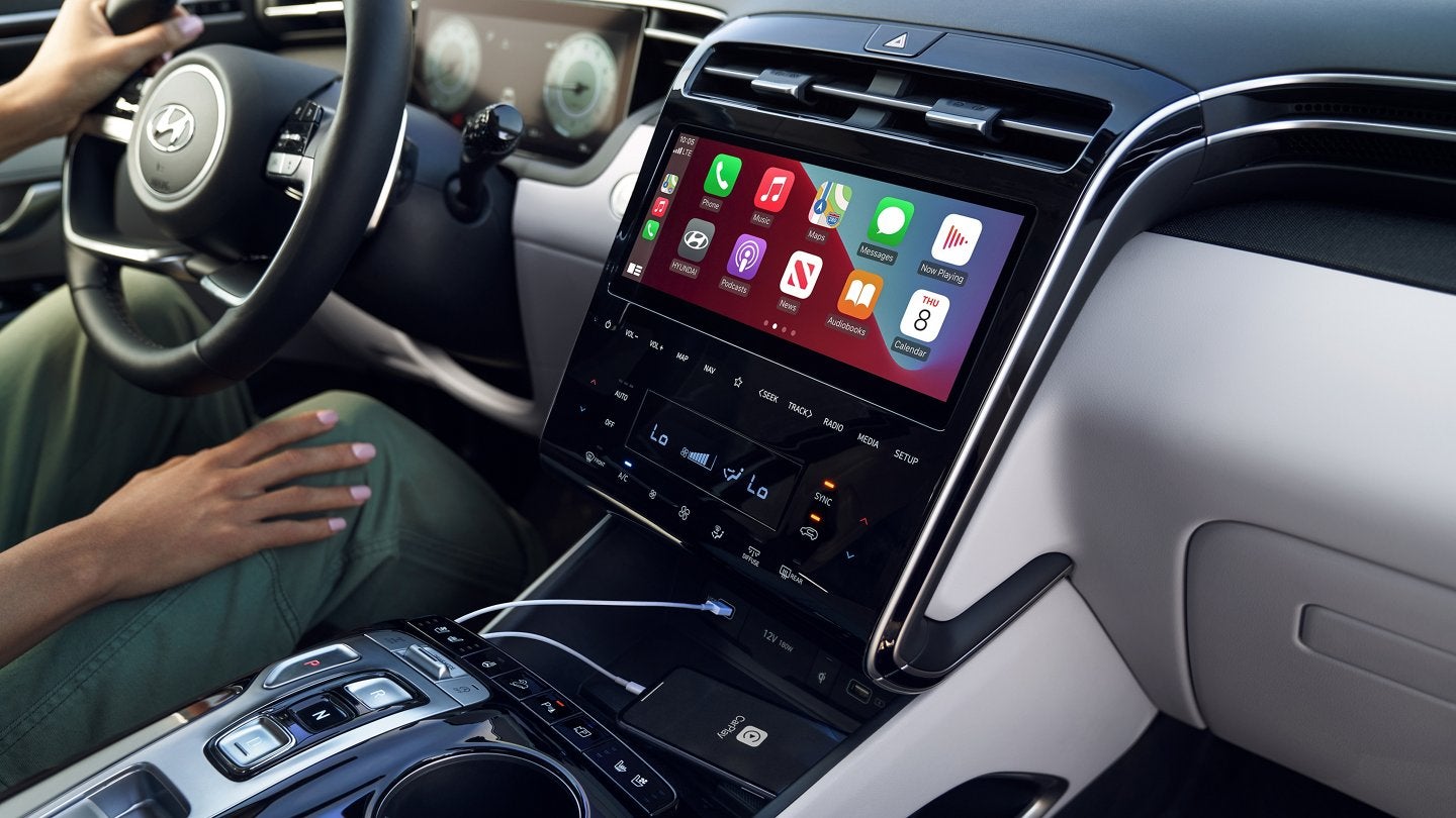 2022 Tucson Interior | Hyundai of Columbus in Columbus IN